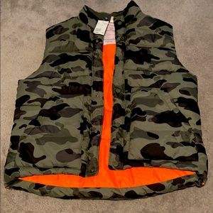 *NWT* H&M Camo Vest